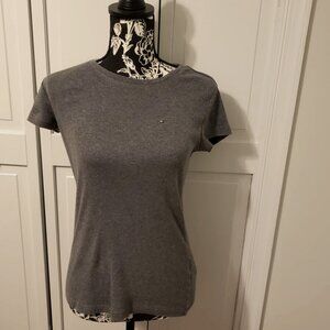 Gray Tommy Hilfiger Short-Sleeved Top, Size M